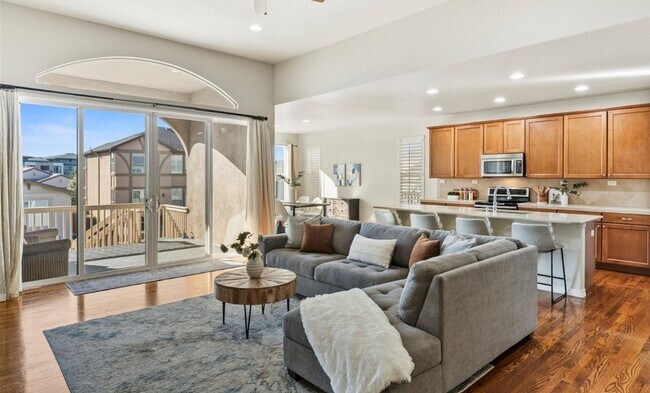 Building Photo - Cordera Home within walking to D20 Schools...