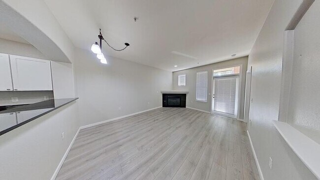 Building Photo - 1747 N Pearl St