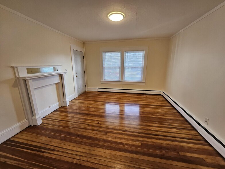 Building Photo - 355 Prospect Ave