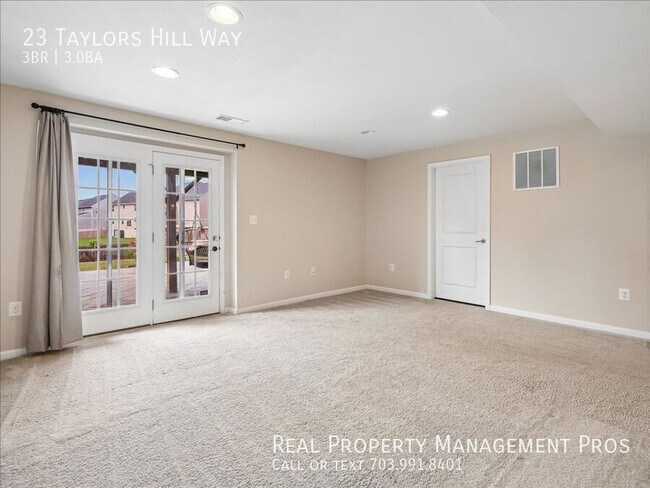 Building Photo - 23 Taylors Hl Wy