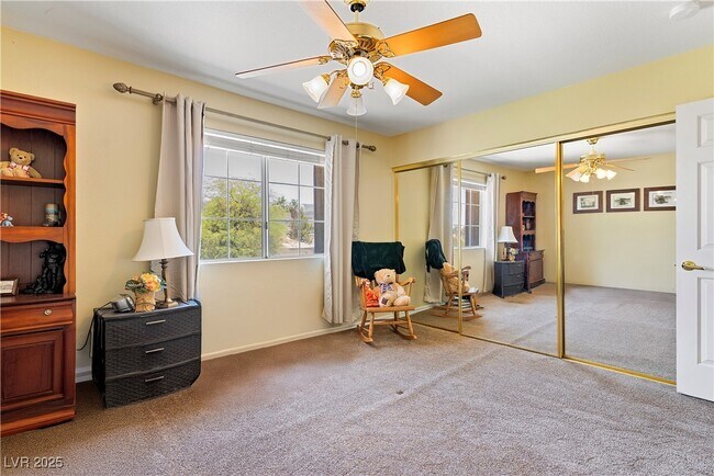 Building Photo - 1870 Desert Forest Way