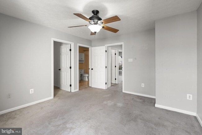 Building Photo - 5030 Finsbury Rd