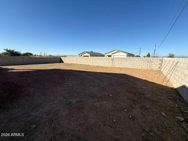 Building Photo - 2770 N Washington Ave