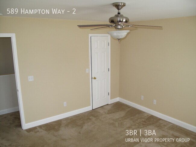Building Photo - 589 Hampton Way