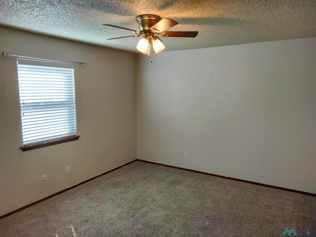 Building Photo - 1808 Arcineiga Dr