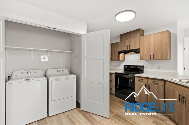 Building Photo - 2501 8th Ave N