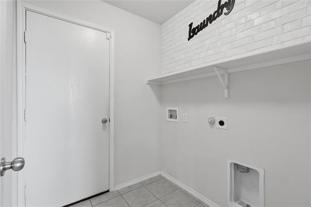 Building Photo - 2207 Heaton St