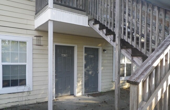 Building Photo - 6832 Hunt St