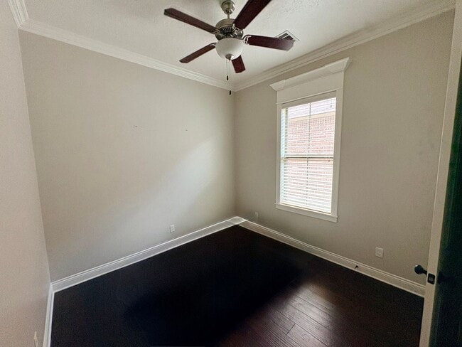 Building Photo - 3714 Willow Wood Dr