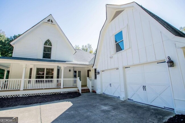 Building Photo - 105 Fuller Dr