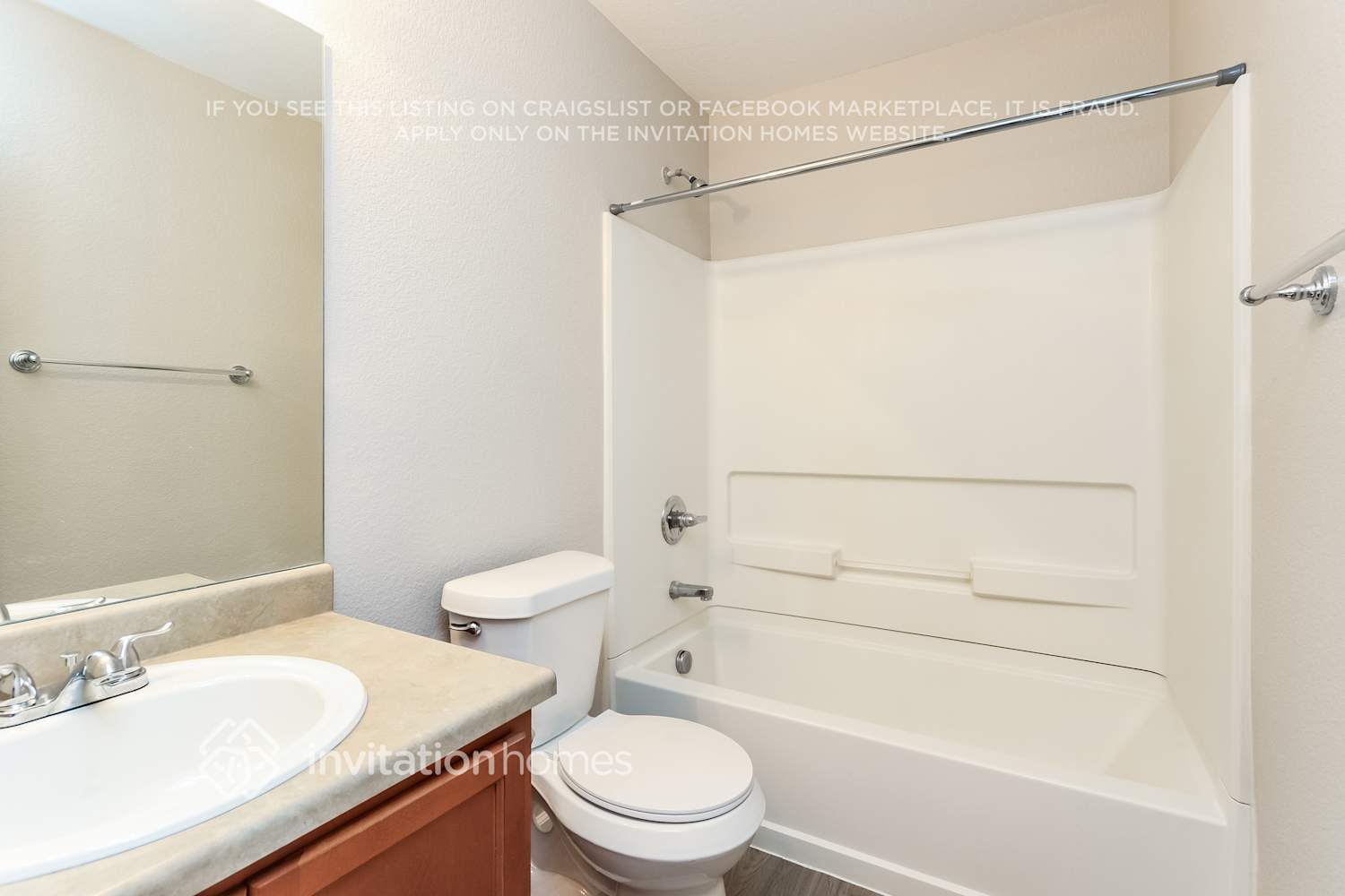 Building Photo - 10737 Darneal Dr