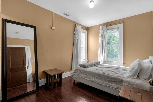 Building Photo - 366 Berkeley Rd