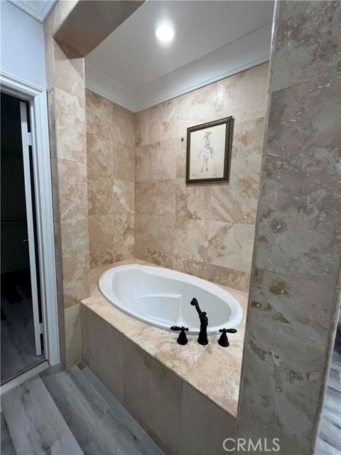 Building Photo - 1 Altino