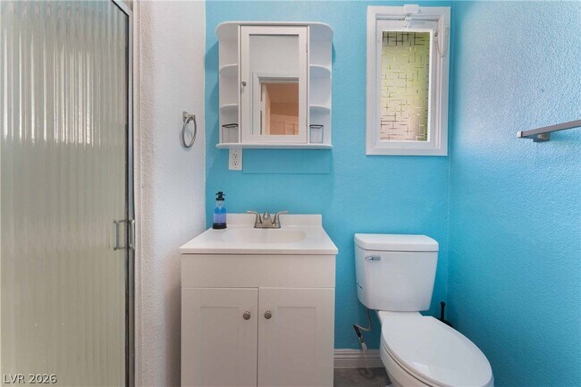 Building Photo - 1021 Griffith Ave