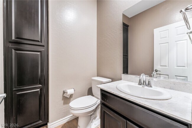 Building Photo - 454 Lost Horizon Ave