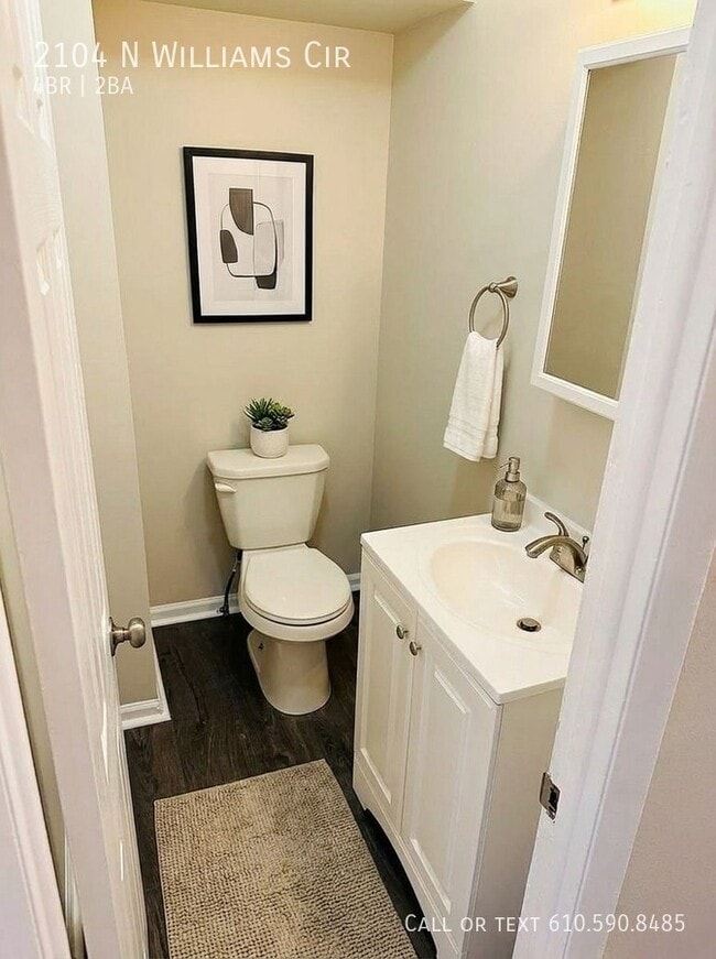 Building Photo - 2104 N Williams Cir