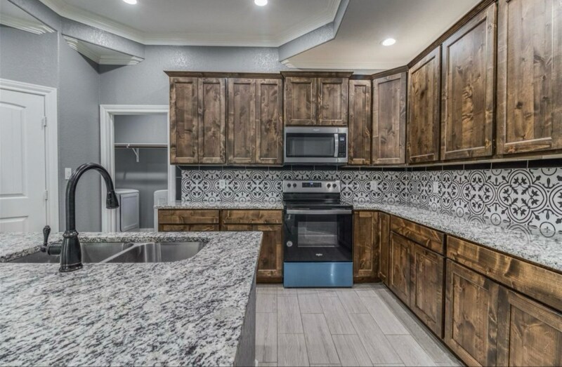 Building Photo - 478 Las Palomas Dr