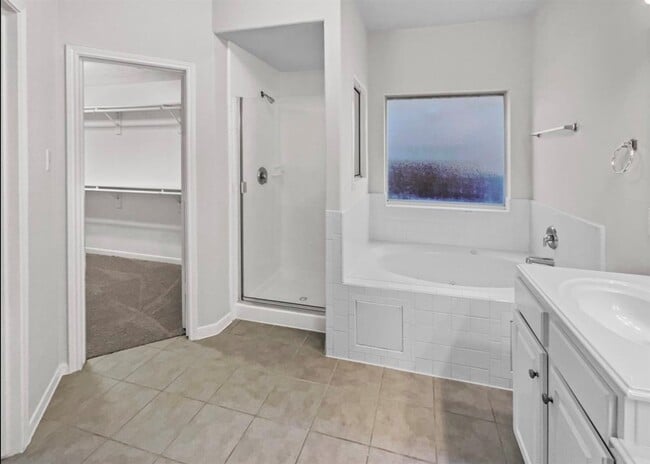 Building Photo - 622 Manchester Trail Dr