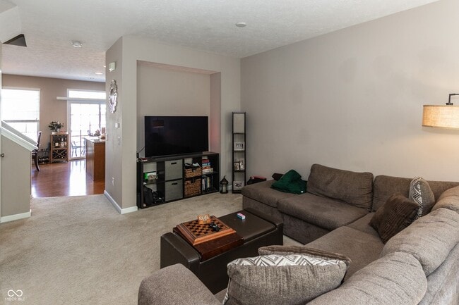 Building Photo - 420 Beverly Ct