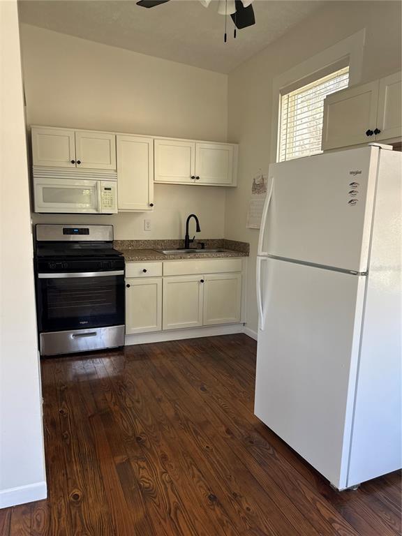 Building Photo - 32 SE 9th Ave