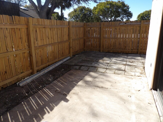 Building Photo - 4132 Palm Bay Cir