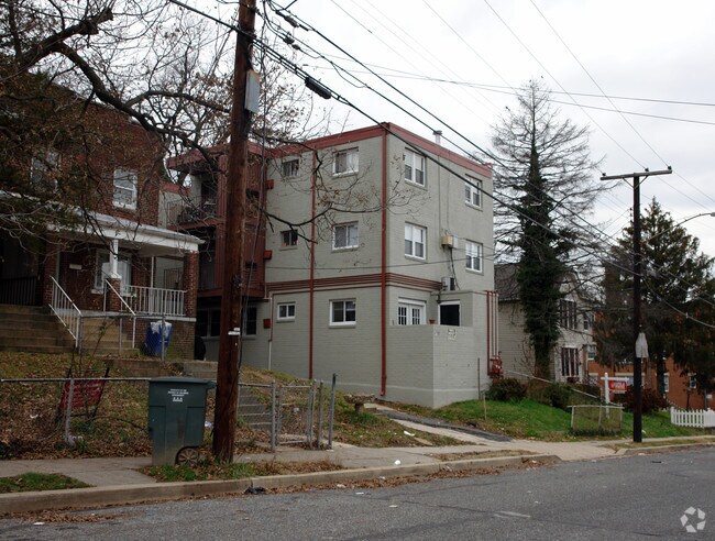 Building Photo - 1679 W St SE