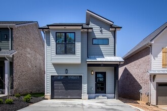 Building Photo - 11 Dutch Dr