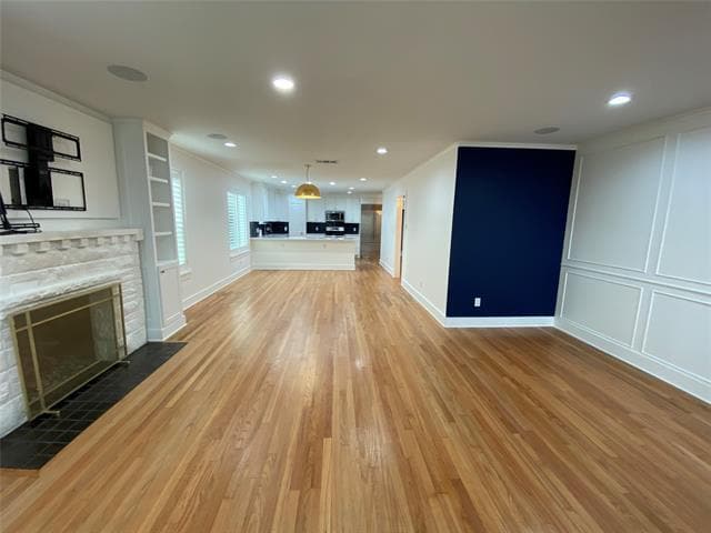 Building Photo - 1223 E Waco Ave