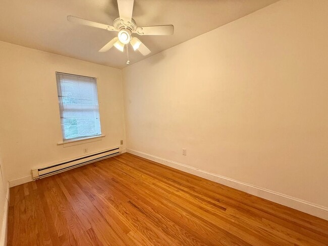 Building Photo - Charming 2-Bedroom Townhome in Conshohocken