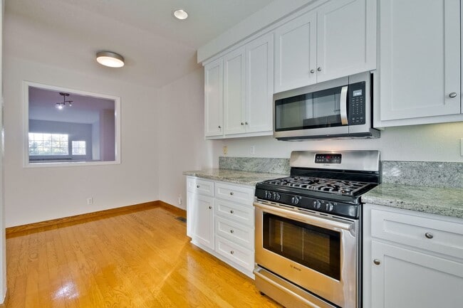 Building Photo - 4616 Hampton Falls Pl