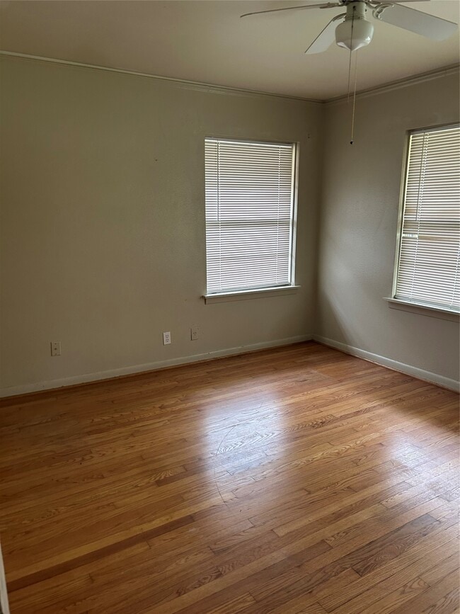 Building Photo - 4022 Cheena Dr