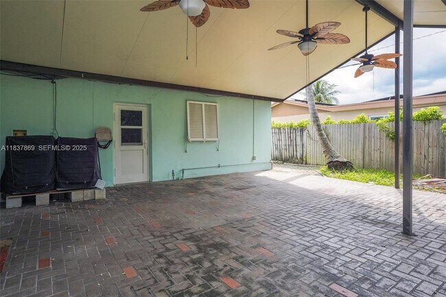 Building Photo - 11121 SW 203rd Terrace