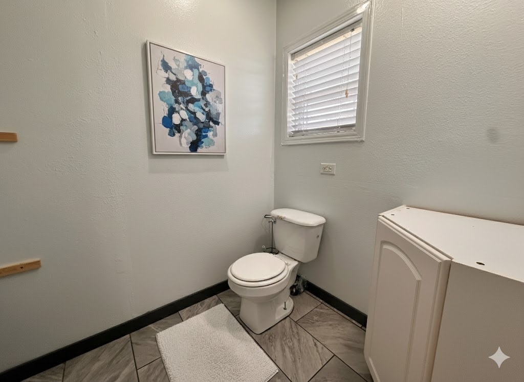 Building Photo - 22 Lapin St