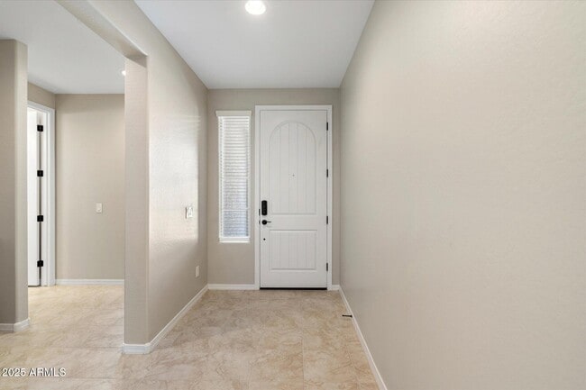 Building Photo - 10211 W Crittenden Ln