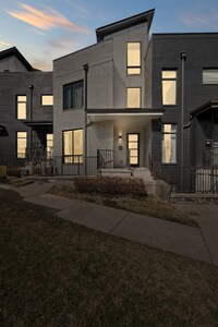 Building Photo - 1028 Wedgewood Ave