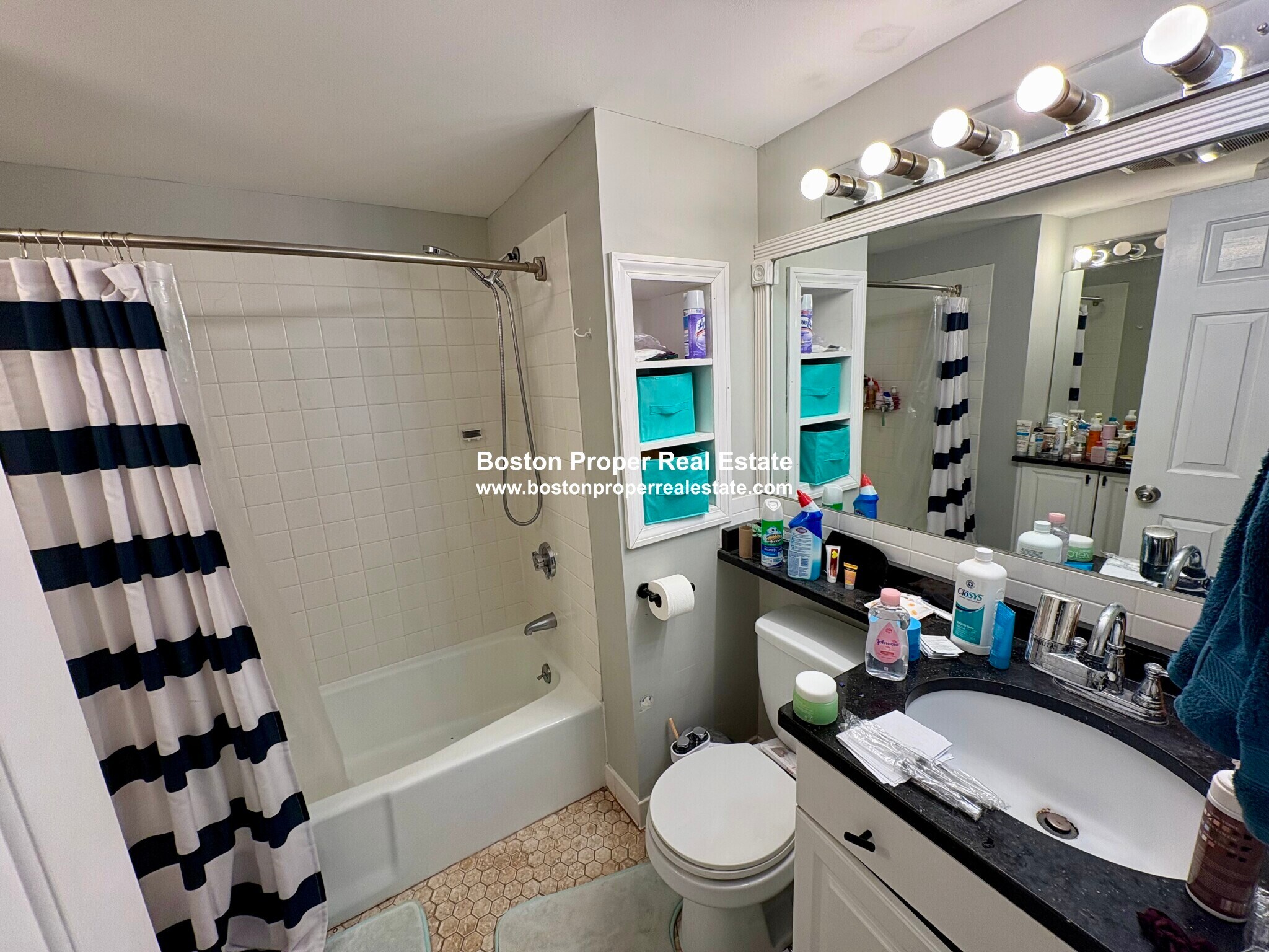 Building Photo - 50 Saint Stephen St