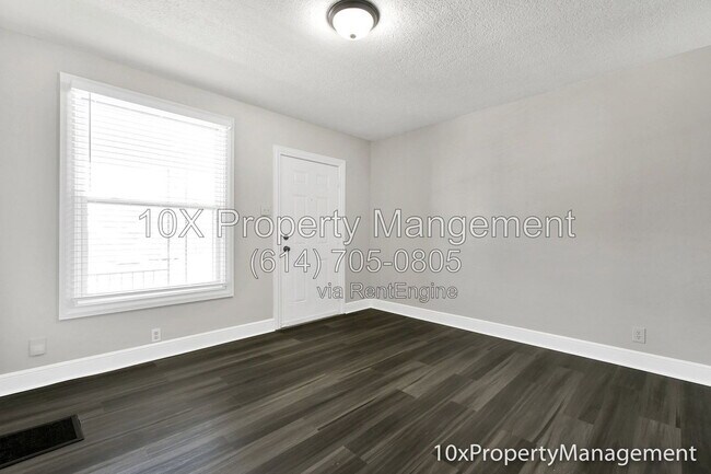 Building Photo - 1505 Duxberry Ave