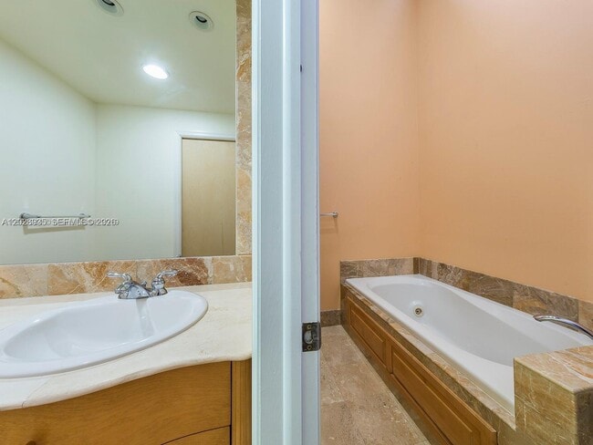 Building Photo - 9055 SW 78th Ct
