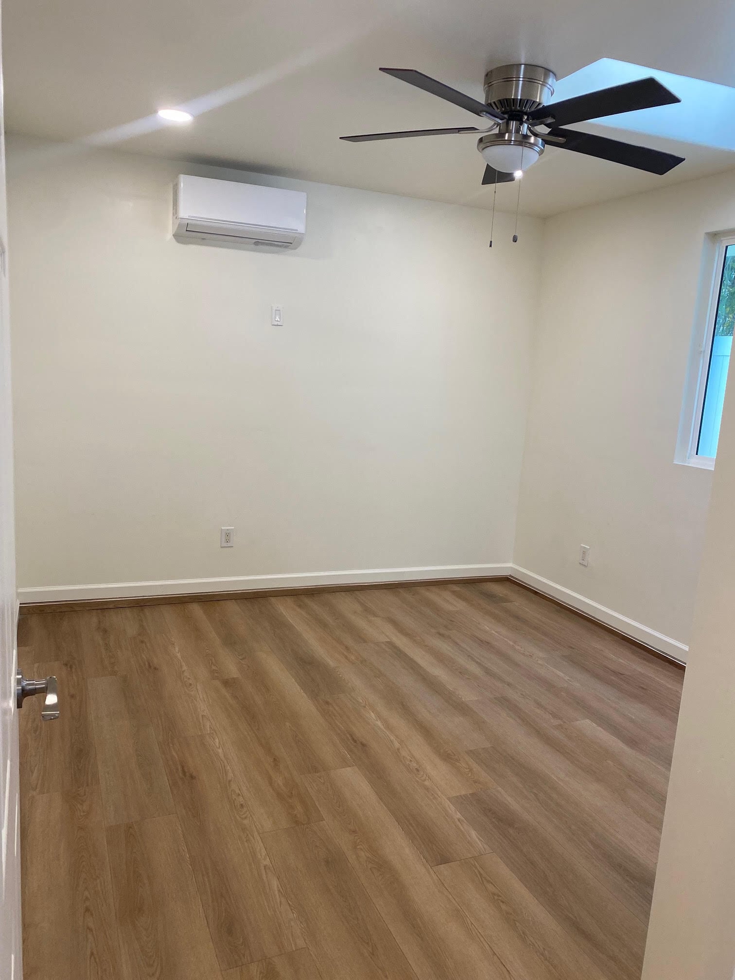 Building Photo - 8387 Shoup Ave