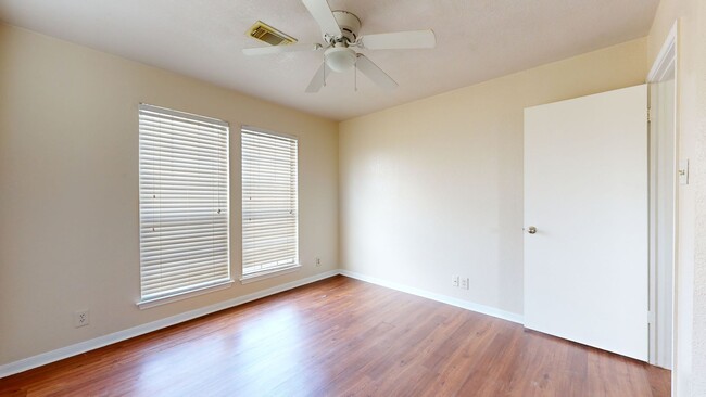 Building Photo - ONLY $1395 PLUS FREE FEBRUARY RENT!!!!