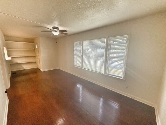 Building Photo - Unbeatable Location – Walk to the Comal Ri...
