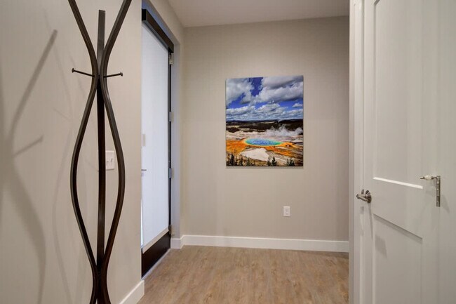 Building Photo - 110 W Beall St