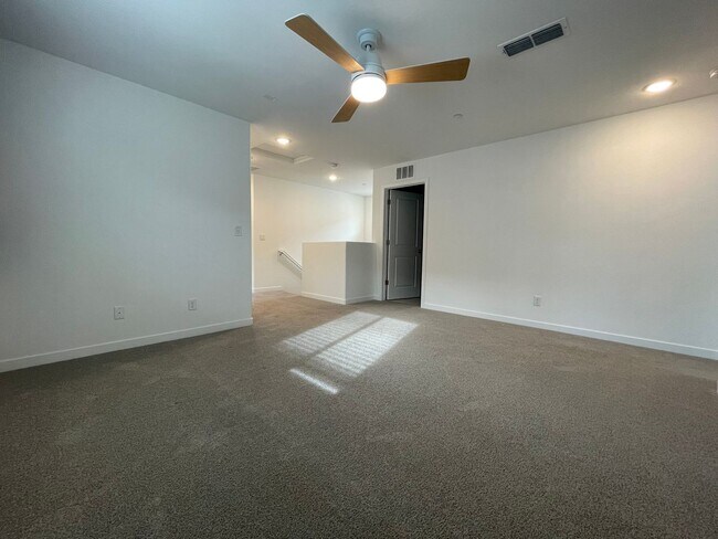 Building Photo - Brand-New, Never-Lived-In Home in a Top-Rated School District!