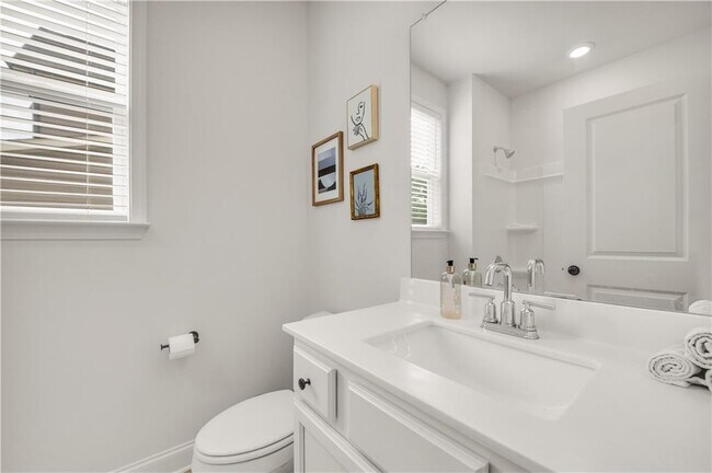 Building Photo - 3588 Creek Hollow