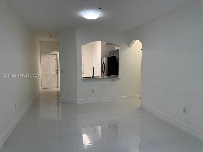 Building Photo - 5670 NW 116th Ave