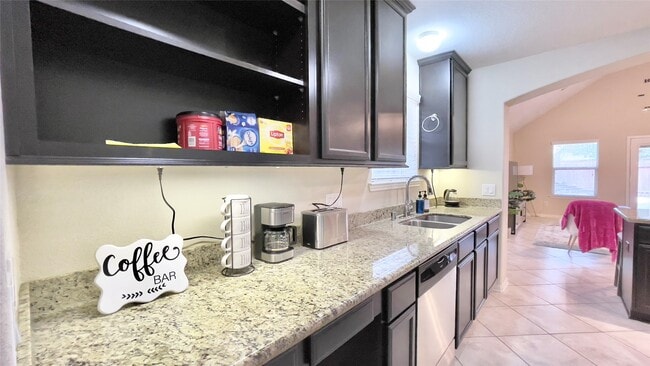 Building Photo - 21618 Ivory Gate Ln