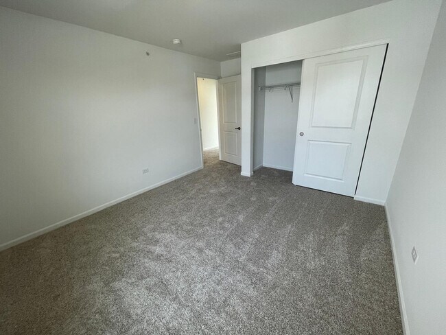 Building Photo - 12011 Jordi Rd