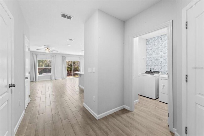 Building Photo - 3137 Riverboat Wy