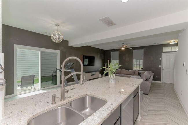 Building Photo - 1565 Arbor Knot Dr