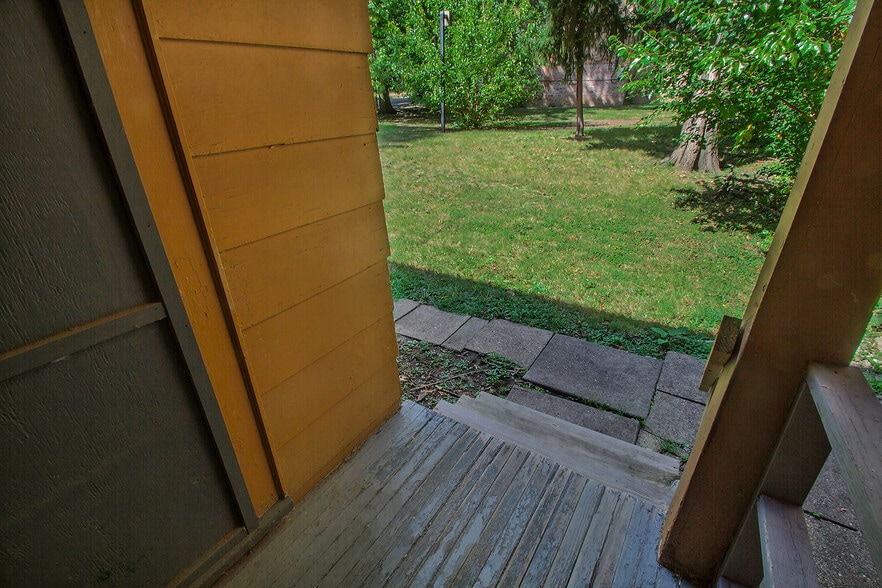 Building Photo - 428 S Trenton Ave